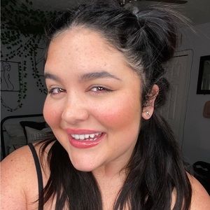 Meet your Posher, Anne claire